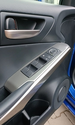 Lexus IS cena 116727 przebieg: 109000, rok produkcji 2016 z Warszawa małe 326